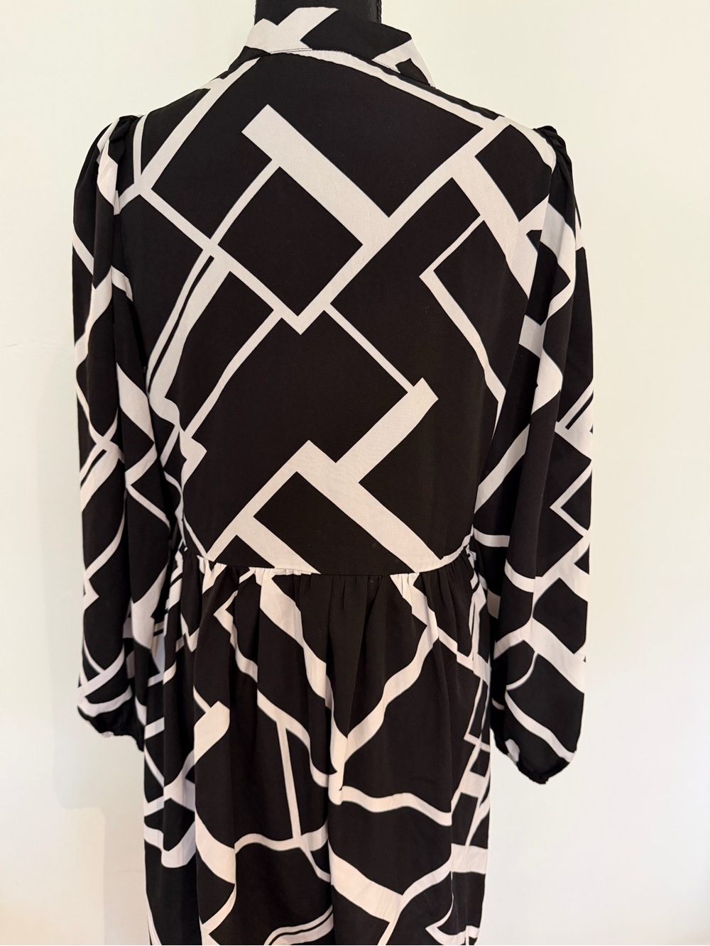 Fab’rik Black & White Geometric Dress - Picture 3 of 5
